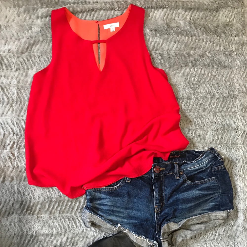 Gorgeous top for summer